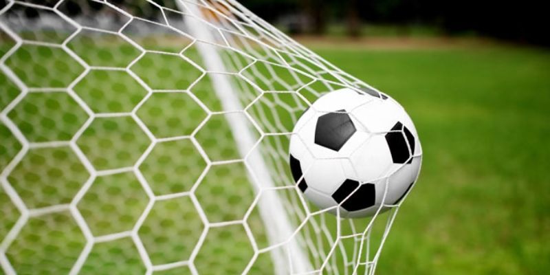 Kết quả bóng đá trong nước: V-League và giải hạng Nhất khốc liệt